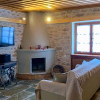 το τζάκι / the fireplace