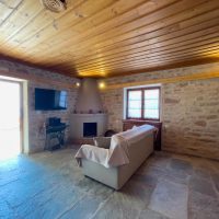 το καθιστικό / the living area